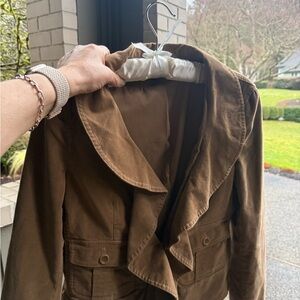 DKNY tan corduroy suit sz 8 Jacket has a ruffle and cropped pants 34 1/2 length